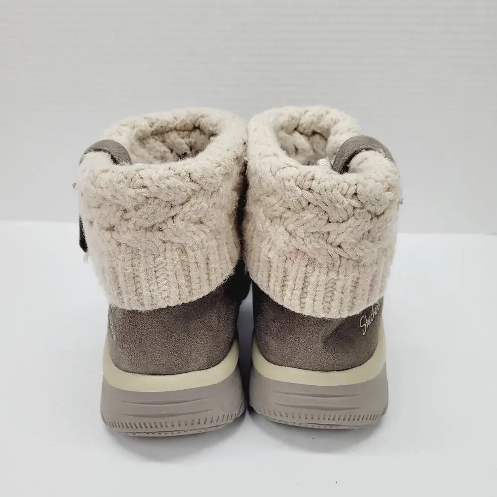 Skechers Women's Easy Going-Cozy Weather 2-Hands Free Slip-ins Ankle Boot Sz 8